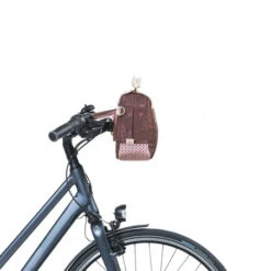 Sacoche De Guidon Vélo BASIL Bohème 8L Rouge Figue -Pro Velo Gear Magasin sacoche de guidon velo basil boheme 8l rouge figue 4